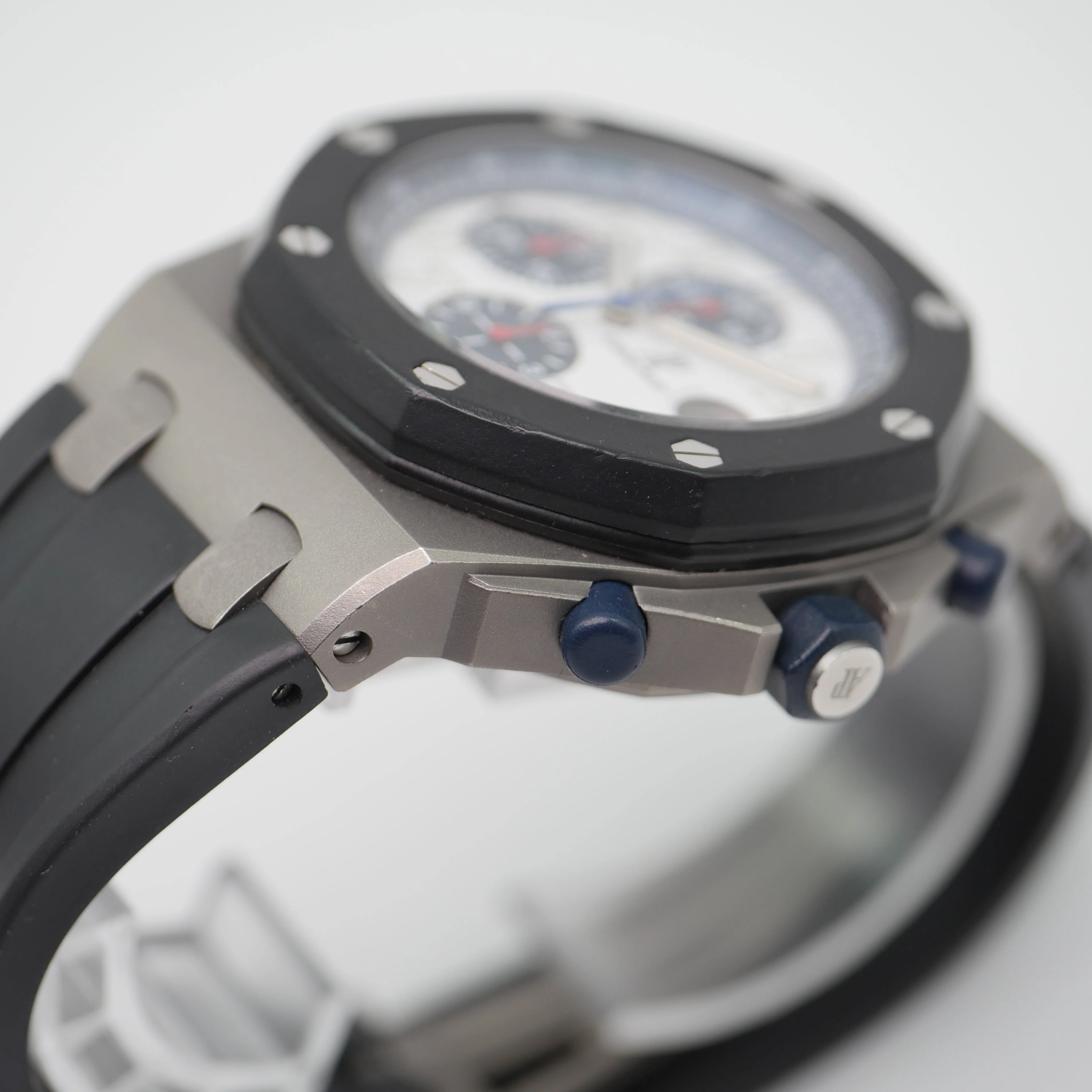 Audemars Piguet Royal Oak Offshore "National Classic" Titan 26279IK.GG.D002CA.01 - 2007 - Image 9
