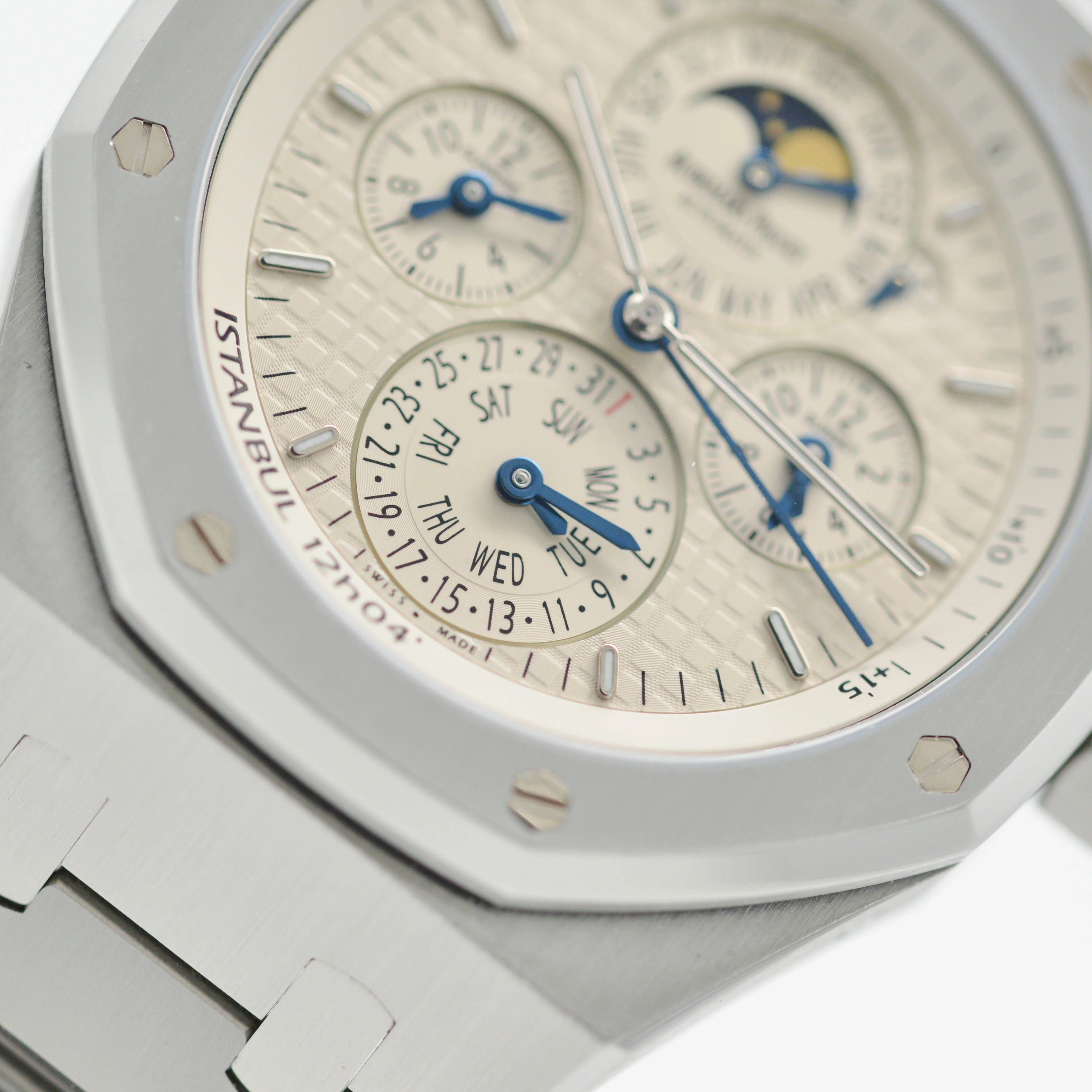 Audemars Piguet Royal Oak Stahl 2011 - 26603ST.OO.D002CR.01003 - Image 4