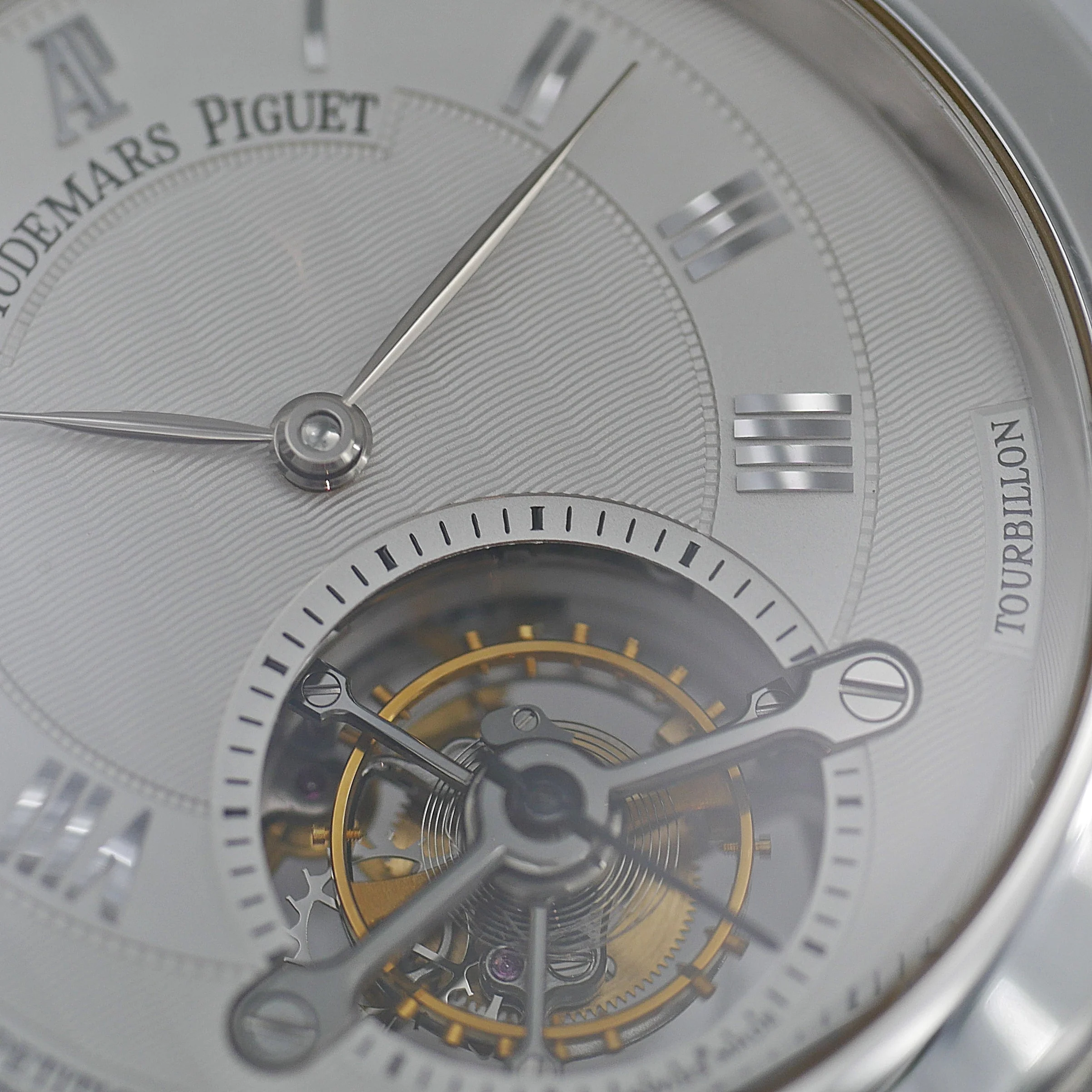 Audemars Piguet Jules Audemars Minute Repeater Tourbillon Weißgold 25858BC.OO.D002CR.02 - 2004 - Image 9