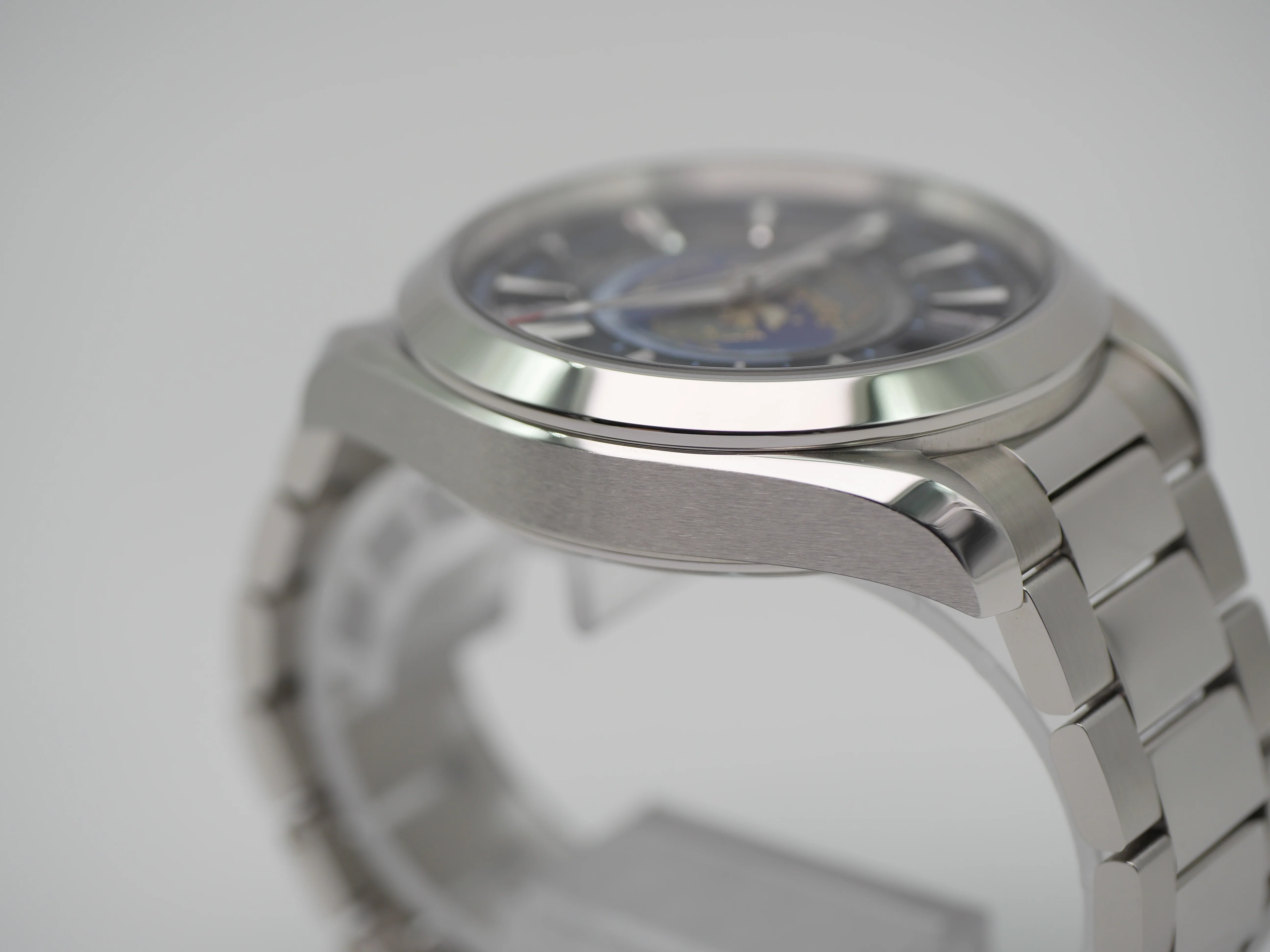 Omega Seamaster Aqua Terra Worldtimer Stahl 220104322030 - 2023 - Image 10