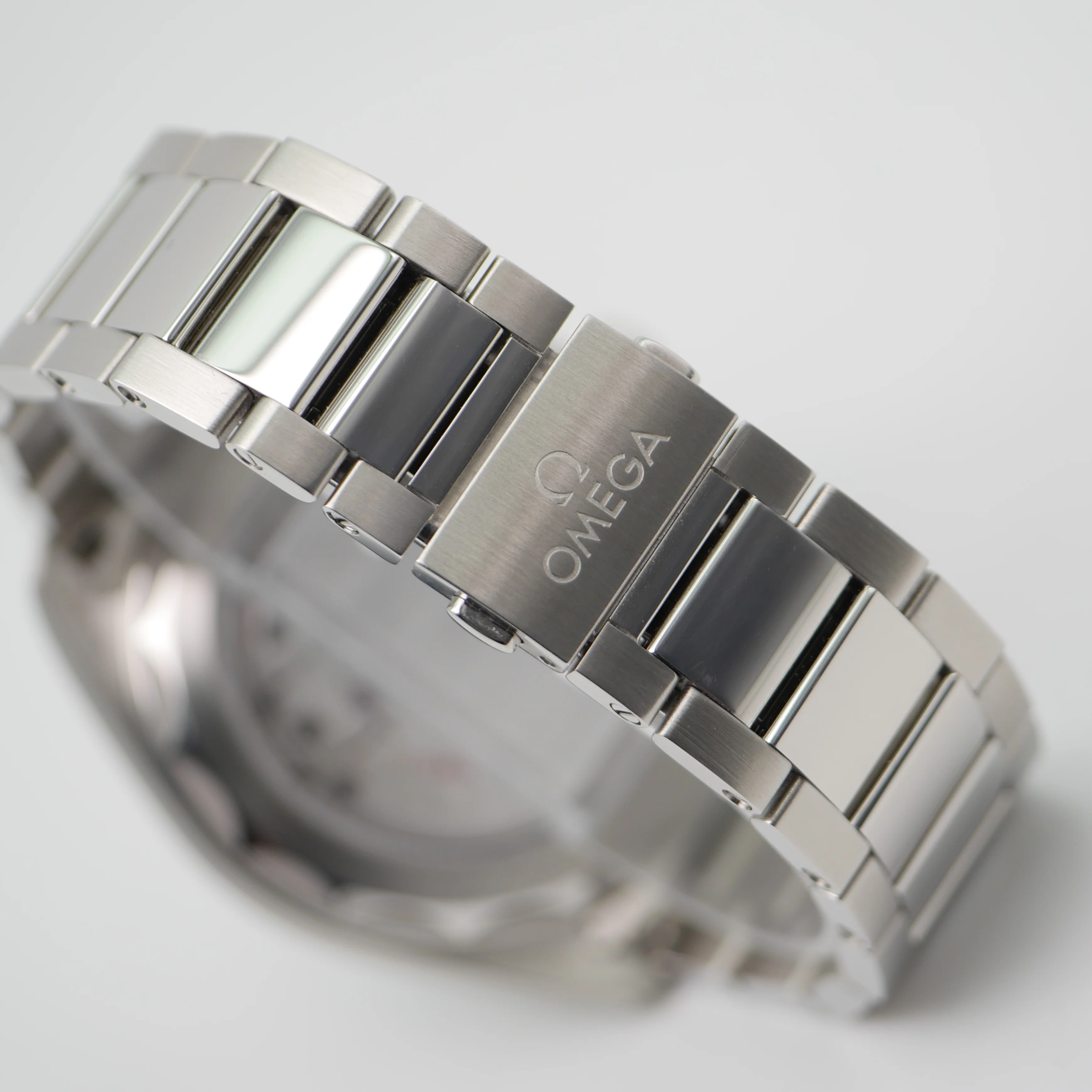 Omega Seamaster Aqua Terra Worldtimer Stahl 220104322030 - 2023 - Image 7