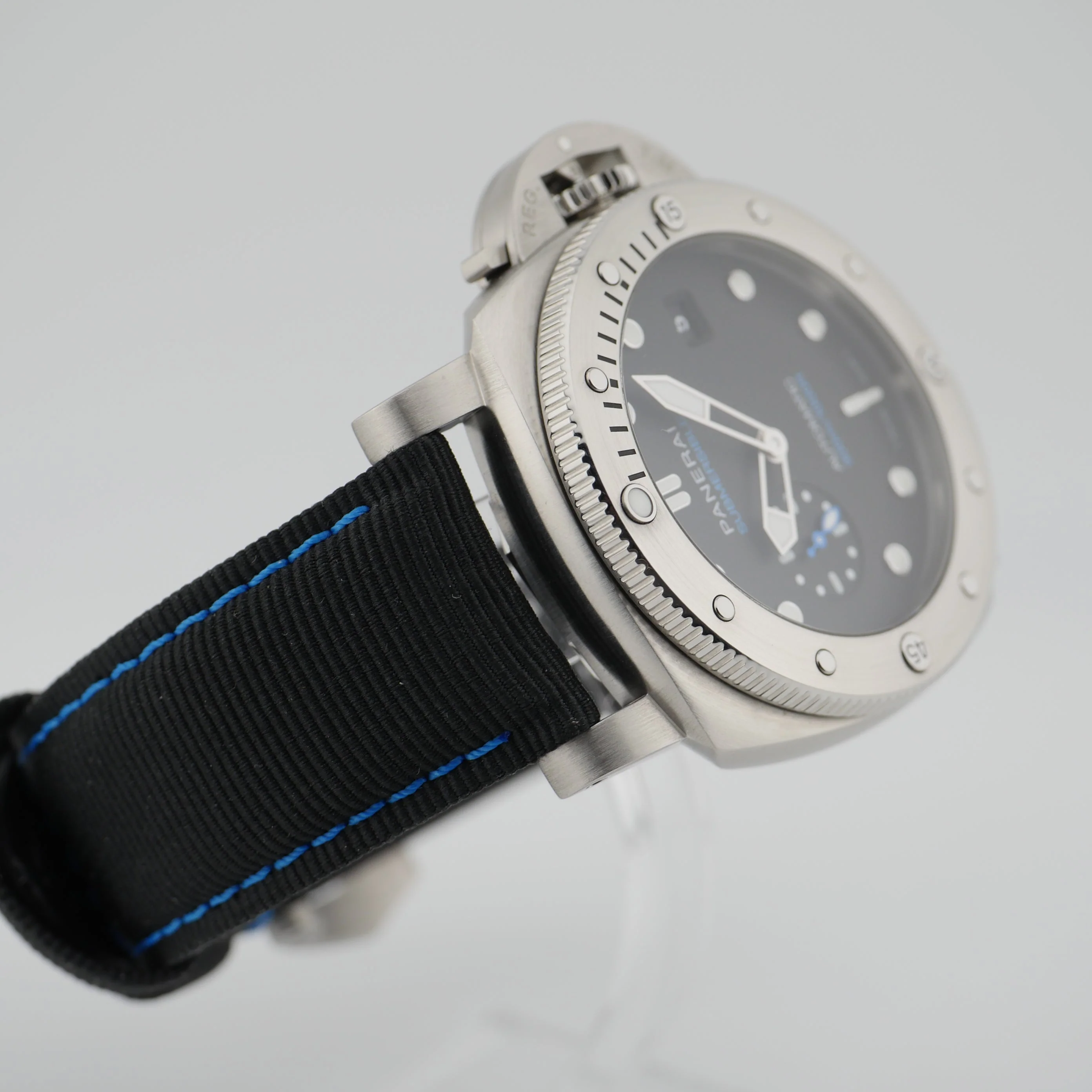 Panerai Submersible QuarantaQuattro Stahl PAM01596 - 2025 - Image 4