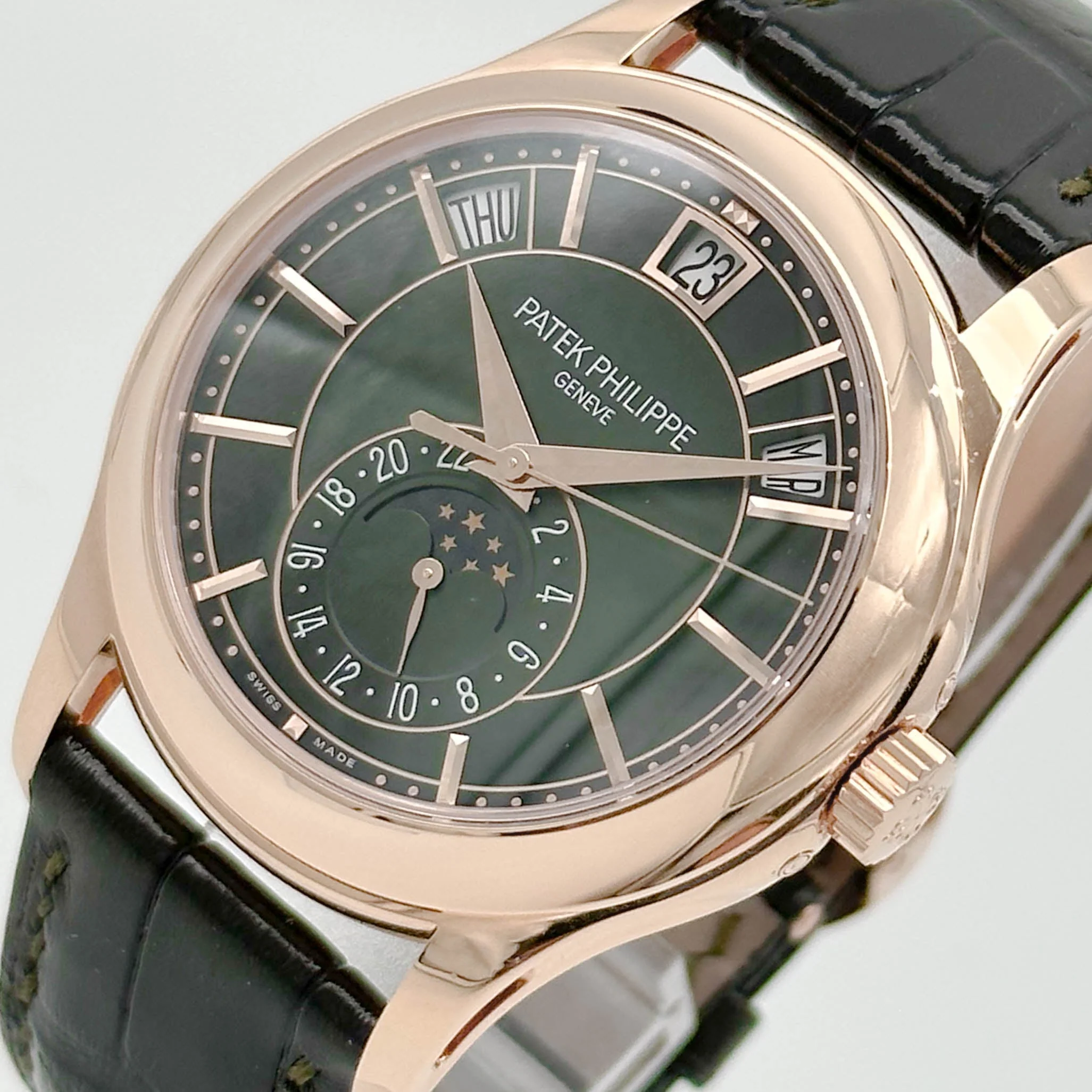 Patek Philippe Annual Calendar Rosegold 5205 - green Dial 2025 - Image 2