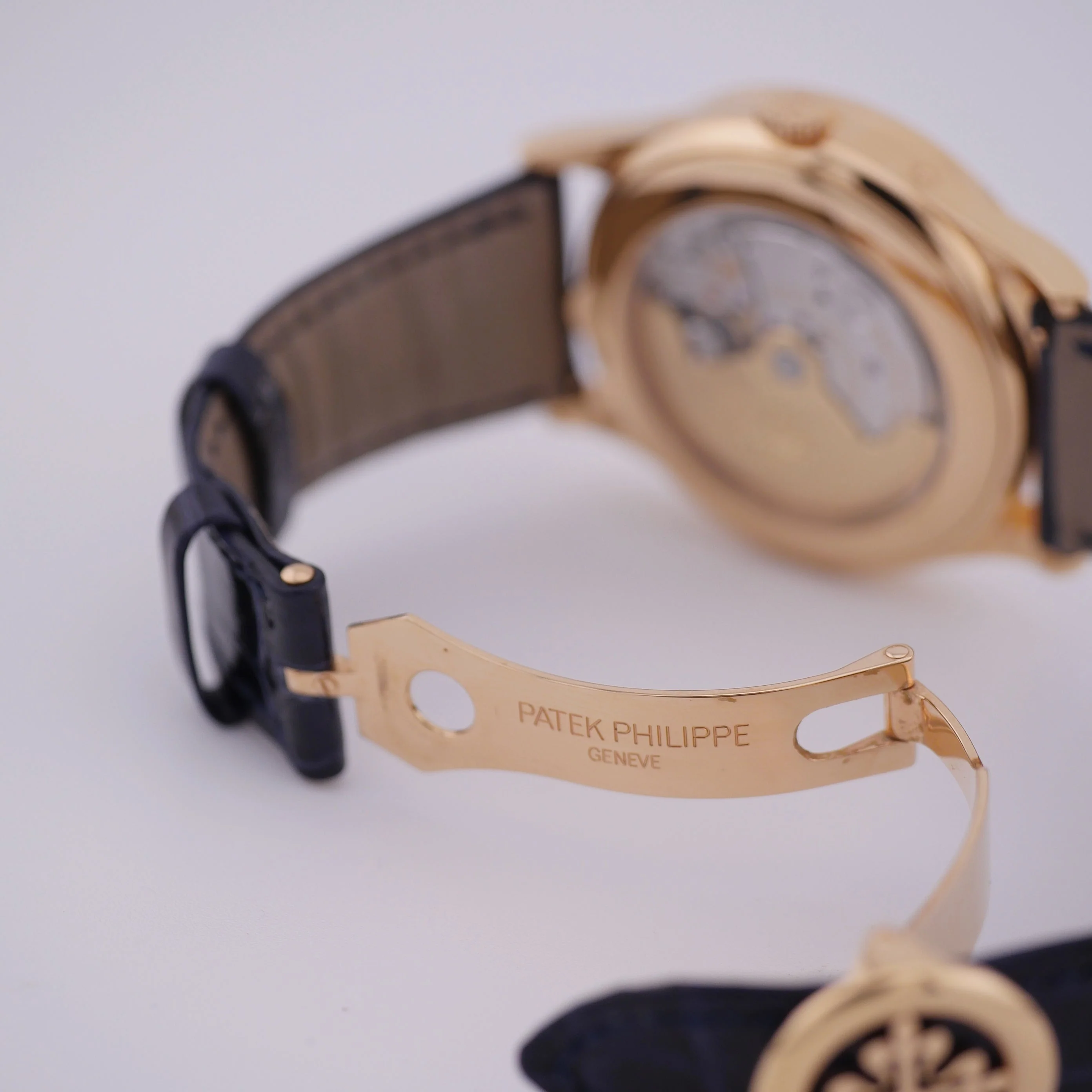 Patek Philippe Annual Calendar Roségold 5396R-015 - Image 12