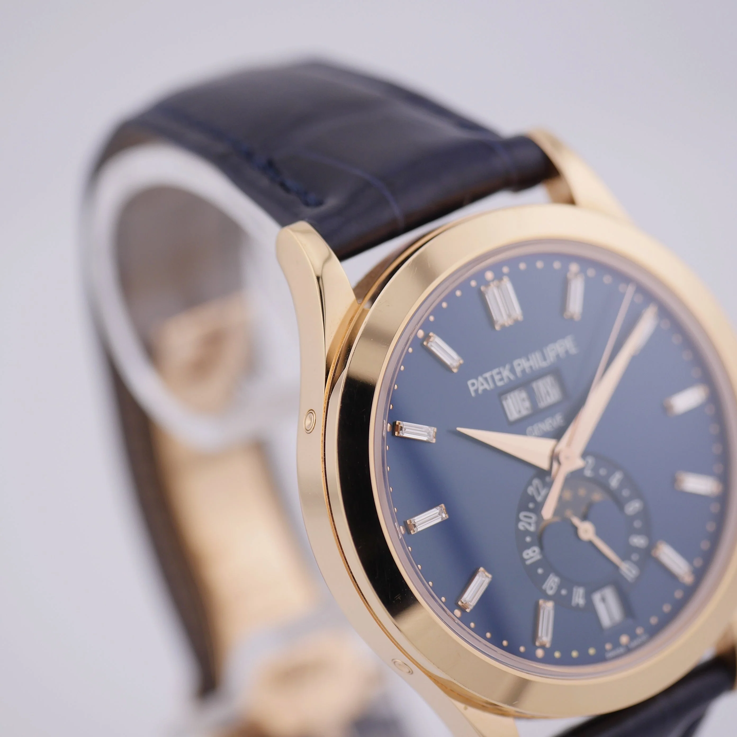 Patek Philippe Annual Calendar Roségold 5396R-015 - Image 3