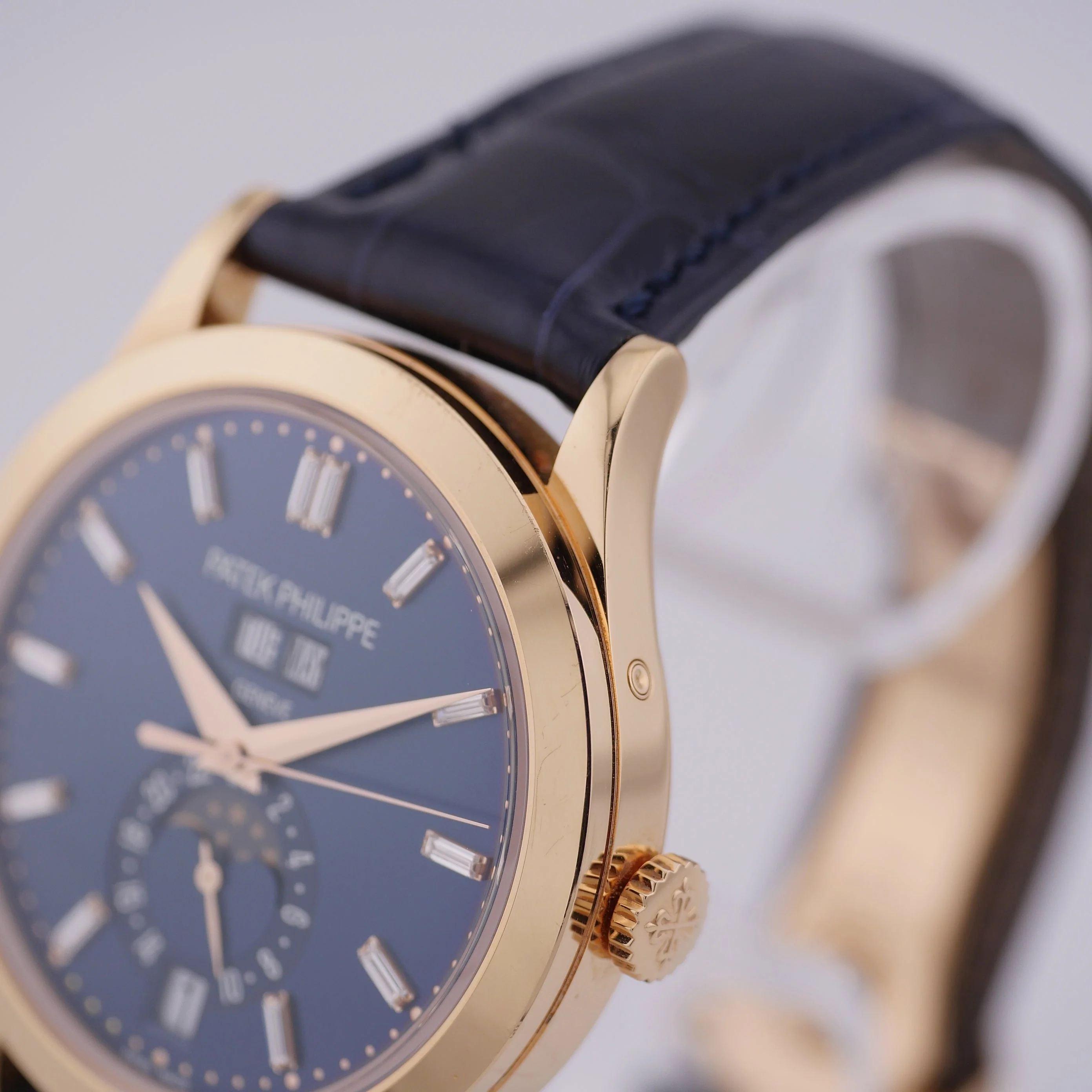 Patek Philippe Annual Calendar Roségold 5396R-015 - Image 4