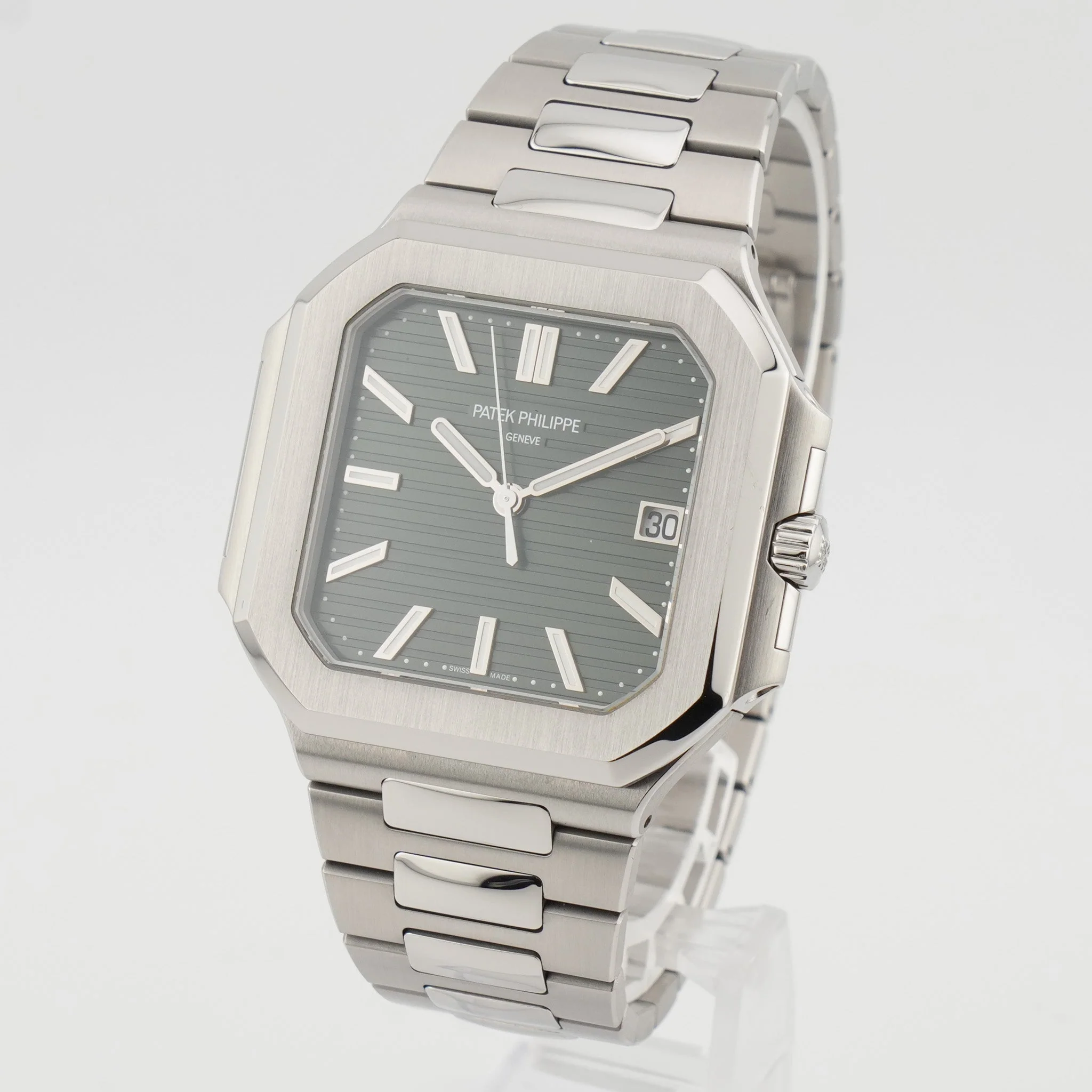 Patek Philippe Cubitus 5821/1A 2024 - Image 3
