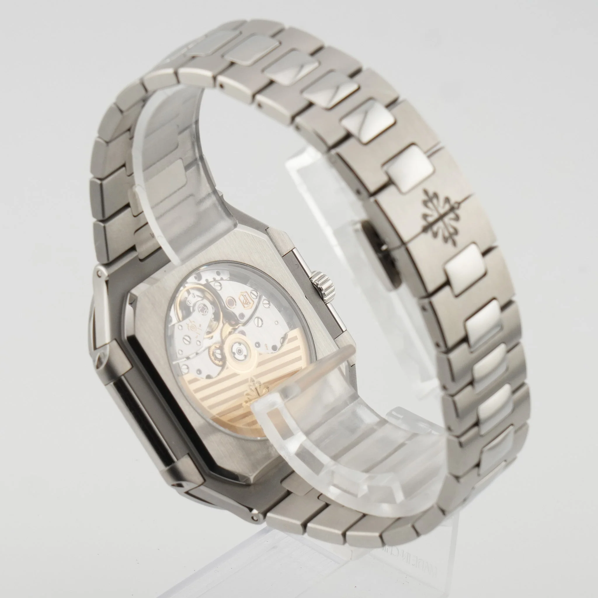Patek Philippe Cubitus 5821/1A 2024 - Image 6