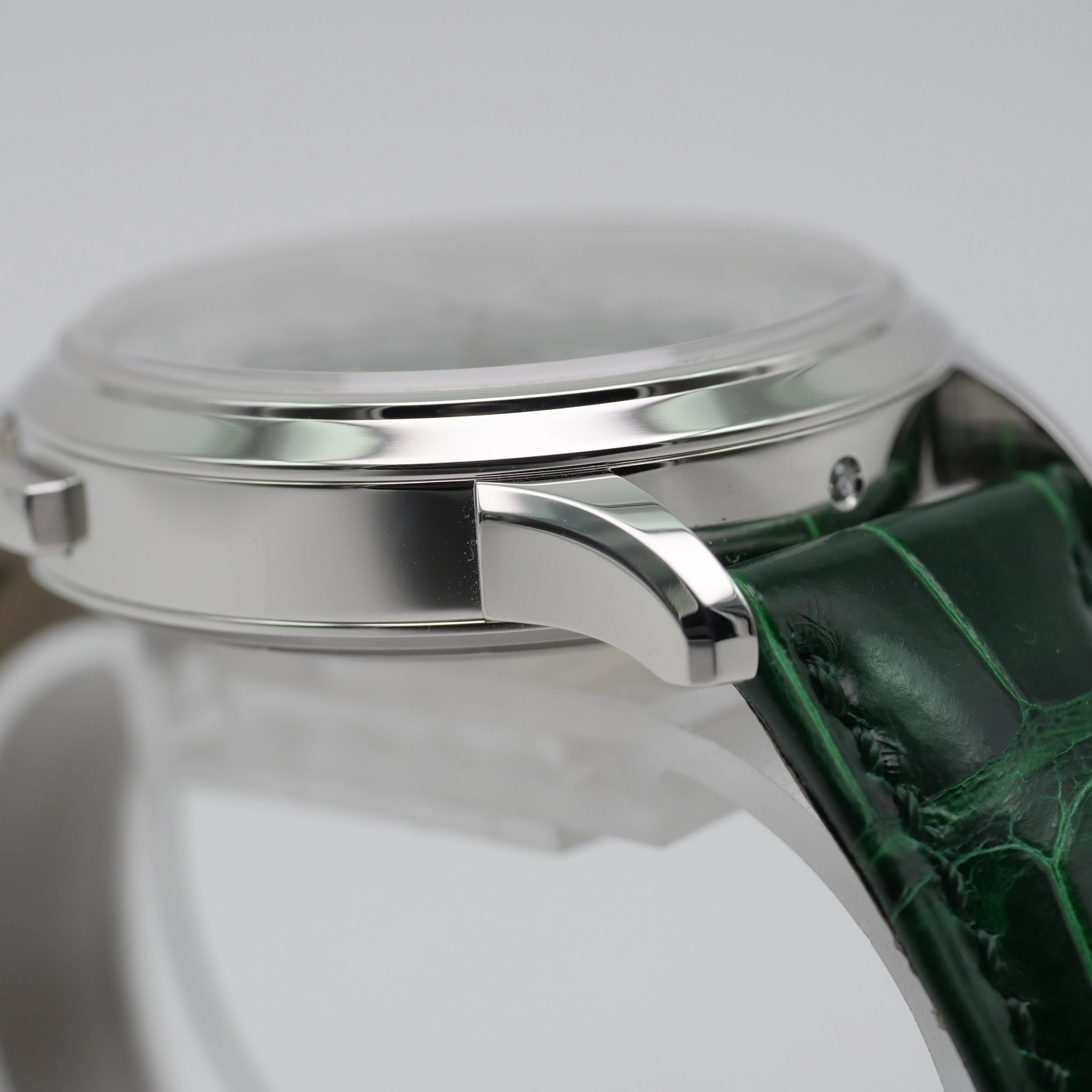 Patek Philippe World Time Flyback Chronograph Platin 5930P-001 - 2023 - Image 11