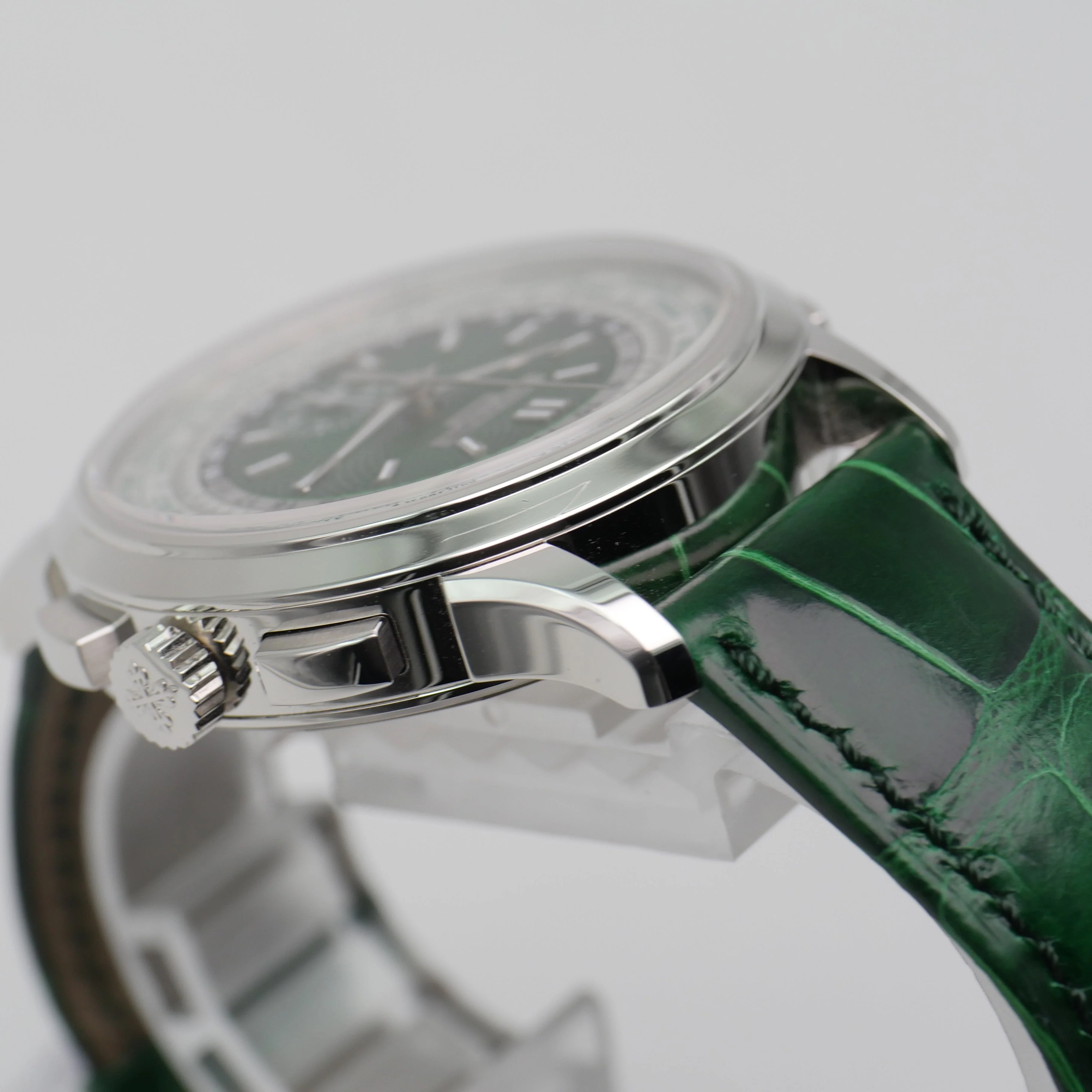 Patek Philippe World Time Flyback Chronograph Platin 5930P-001 - 2023 - Image 8