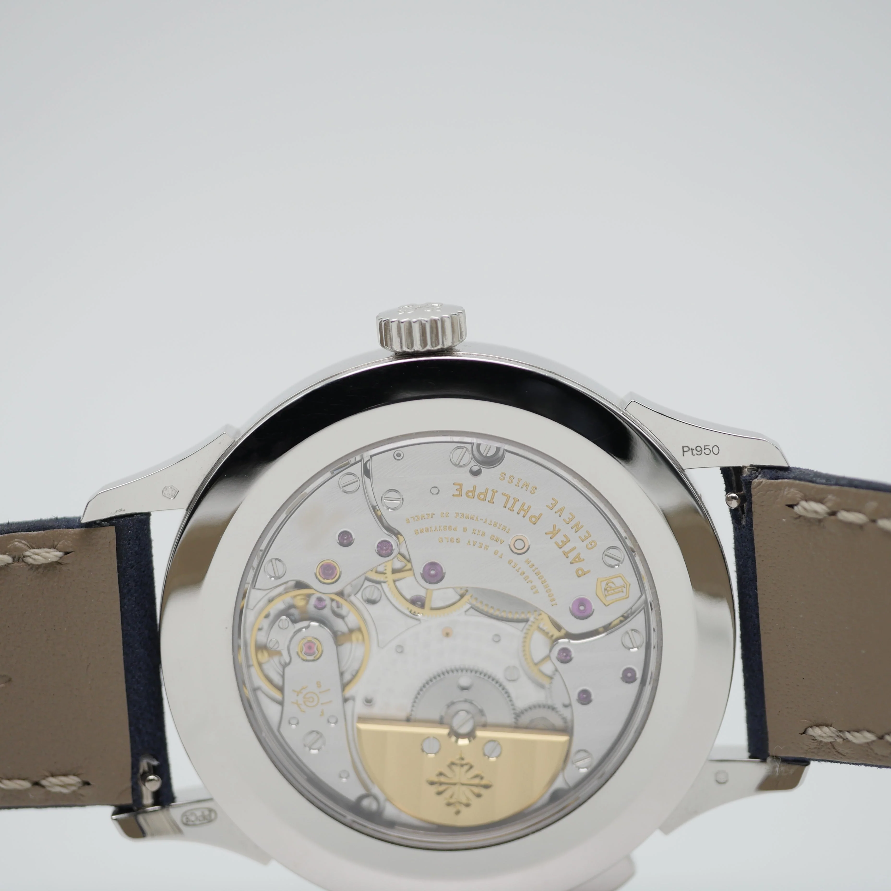 Patek Philippe World Time Platin 5230P-001 - 2022 - Image 5