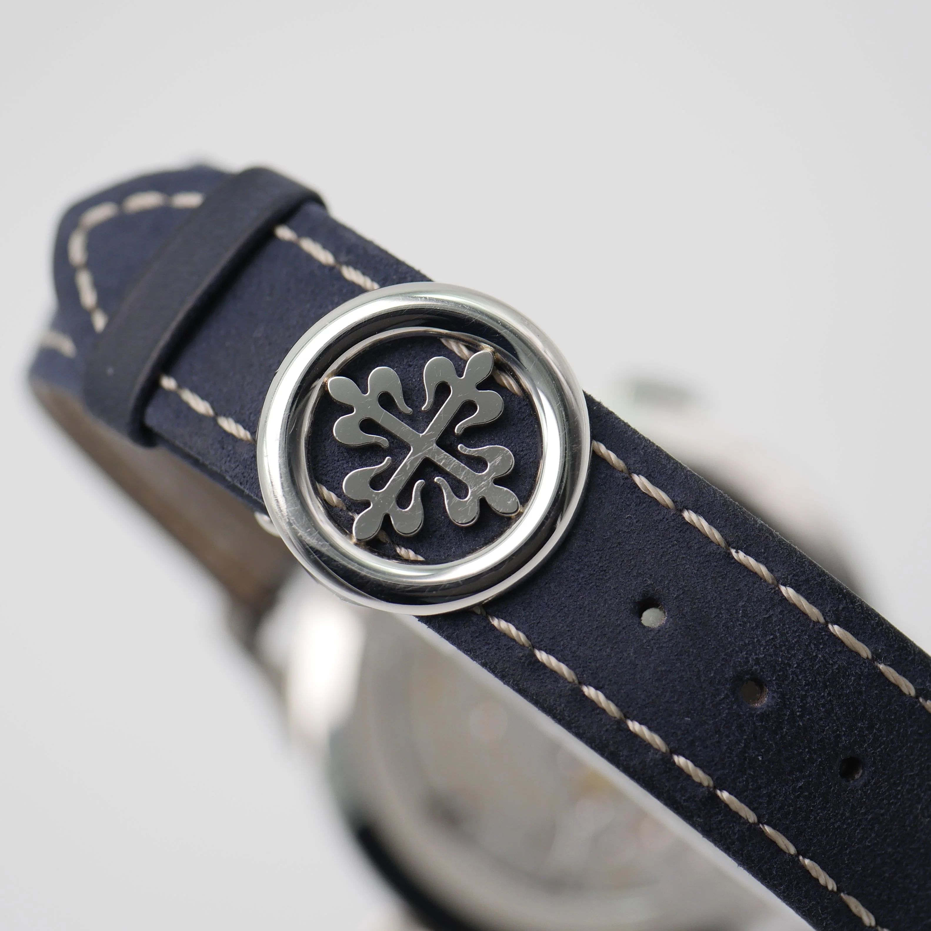 Patek Philippe World Time Platin 5230P-001 - 2022 - Image 6