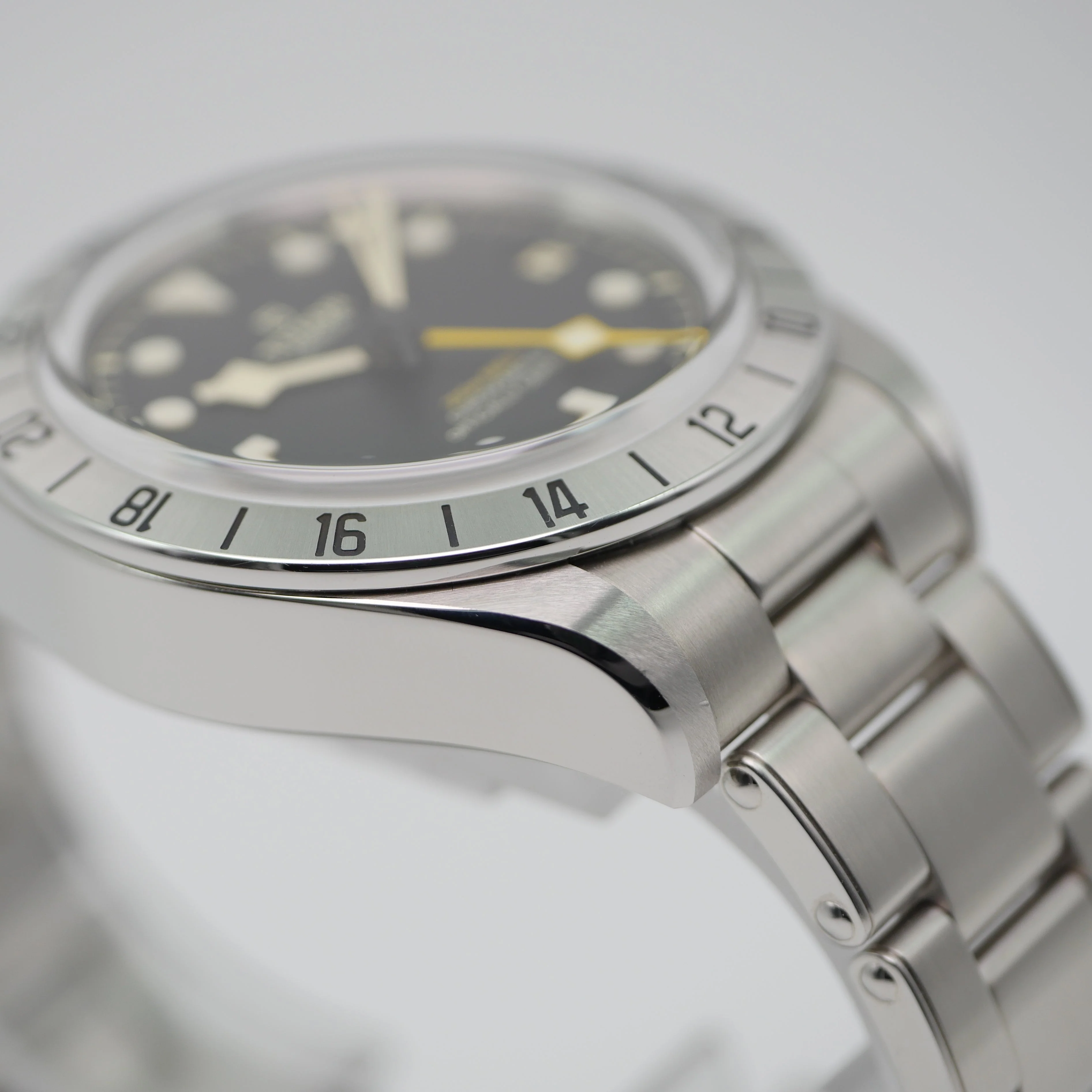 Tudor Black Bay Pro Stahl 79470 - 2023 - Image 4