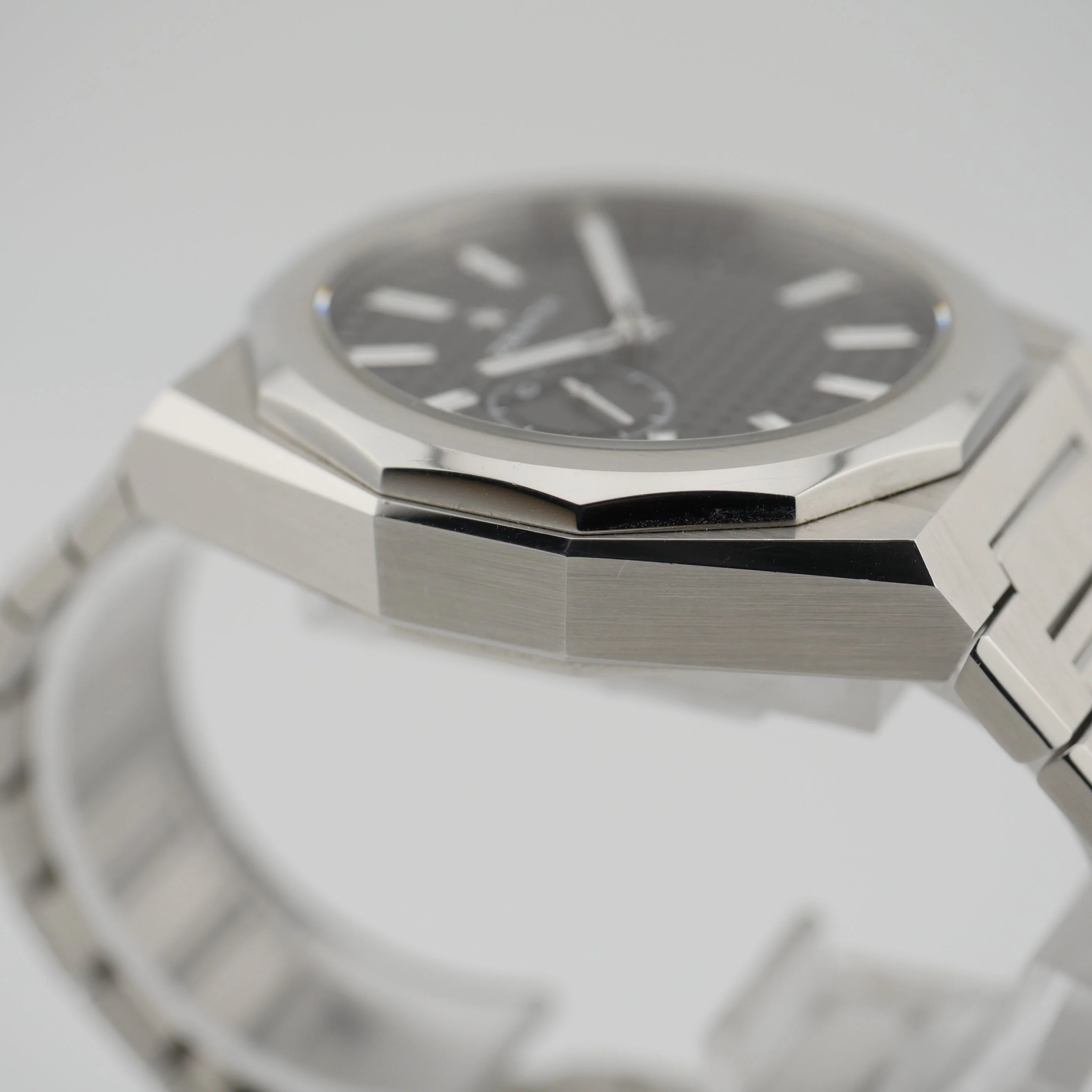 Zenith Defy Skyline Stahl 03.9300.3620 21.I001 - 2022 - Image 7